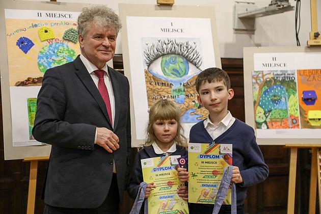 Konkurs plastyczny pn. „Eko plakat” rozstrzygnięty