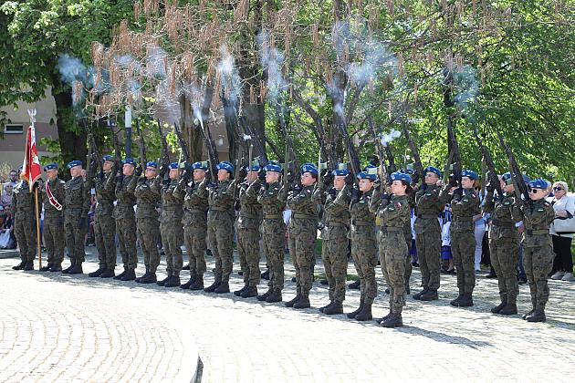 Niech się święci 3 Maja! Lębork pamięta o 233. rocznicy uchwalenia Konstytucji.
