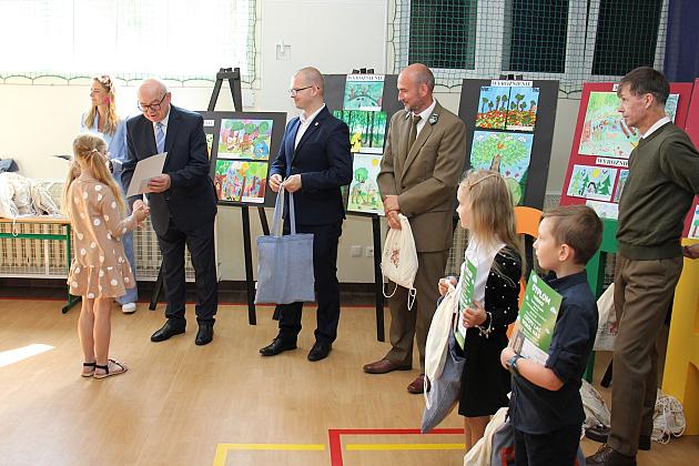 Konkurs plastyczny „Czysty las wokół nas” rozstrzygnięty