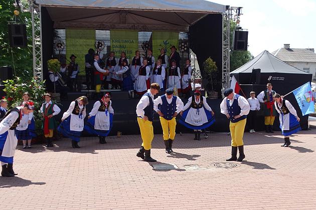 Zespół Pieśni i Tańca Ziemia Lęborska występował w Kretindze na Litwie
