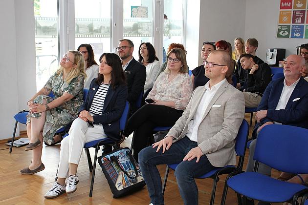 Zyski ze współpracy. Dlaczego samorząd, biznes i NGO powinni działać razem?