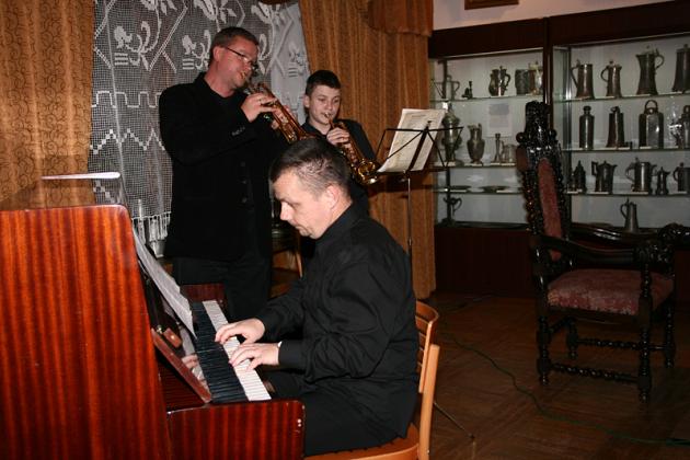 Nowa książka Clausa-Dietricha Schmidta - u progu Święta Telewizji 2010