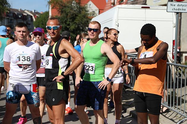 Rywalizowali na lęborskim bruku. 22. Bieg Uliczny św. Jakuba Ap. ukończyło 451 zawodników.