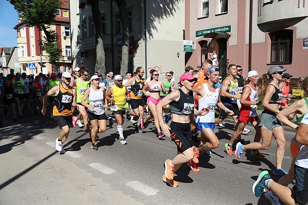 Rywalizowali na lęborskim bruku. 22. Bieg Uliczny św. Jakuba Ap. ukończyło 451 zawodników.