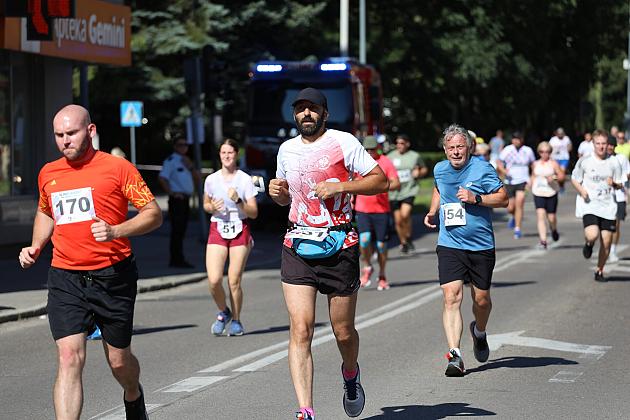 Rywalizowali na lęborskim bruku. 22. Bieg Uliczny św. Jakuba Ap. ukończyło 451 zawodników.