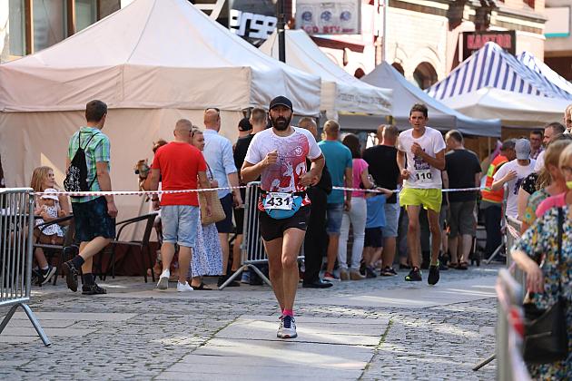 Rywalizowali na lęborskim bruku. 22. Bieg Uliczny św. Jakuba Ap. ukończyło 451 zawodników.