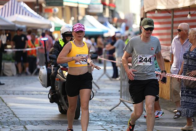 Rywalizowali na lęborskim bruku. 22. Bieg Uliczny św. Jakuba Ap. ukończyło 451 zawodników.