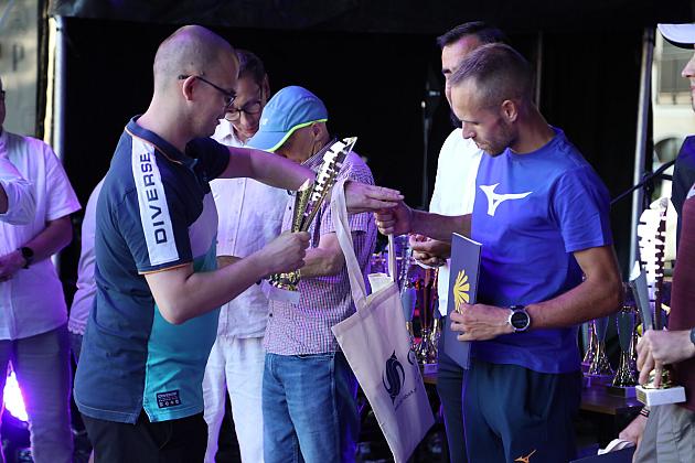 Rywalizowali na lęborskim bruku. 22. Bieg Uliczny św. Jakuba Ap. ukończyło 451 zawodników.