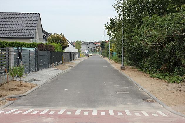 Ulica 8 Maja-bis zyskała asfaltową nawierzchnię i kanalizację deszczową