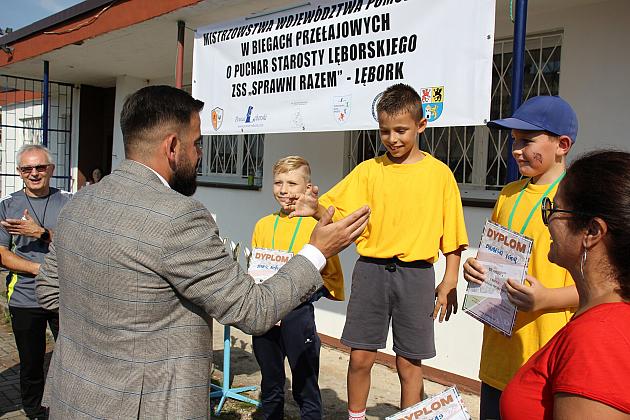Uczniowie szkół specjalnych rywalizowali na stadionie