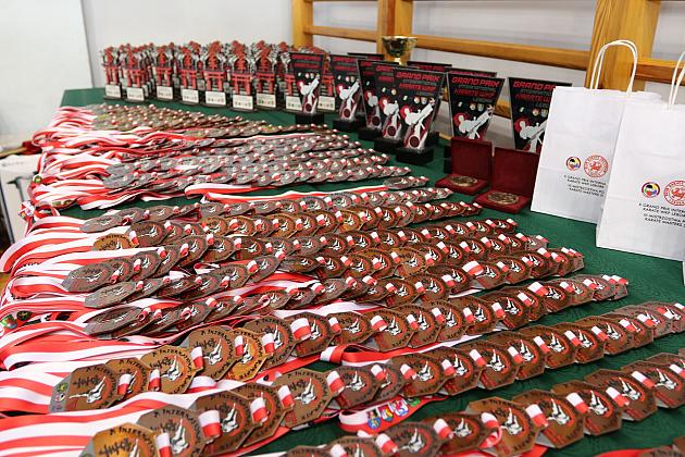 Karatecy walczyli o medale Grand Prix Lęborka i Mistrzostw Polski Masters