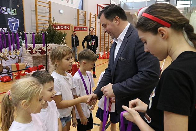 Pierwszaki pokazały, jak potrafią doskonale bawić się i integrować