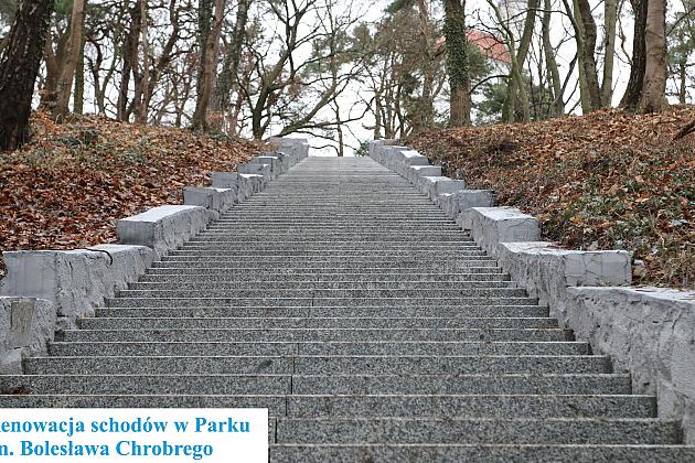 Pod koniec grudnia 2024 r. zakończyła się renowacja schodów prowadzących do Wieży Ciśnień w parku im. Bolesława Chrobrego. Betonowe schody zostały wymienione na kamienne, z powierzchnią antypoślizgową.
