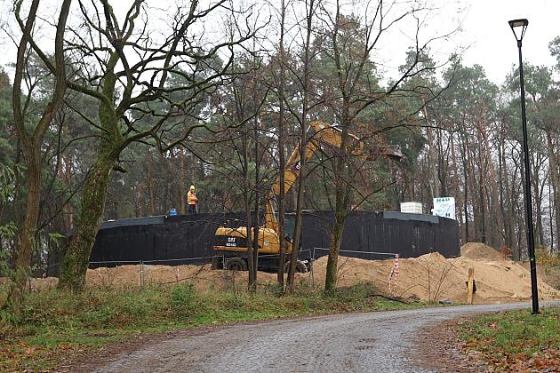 W parku im. Bolesława Chrobrego budowany jest zbiornik retencyjny