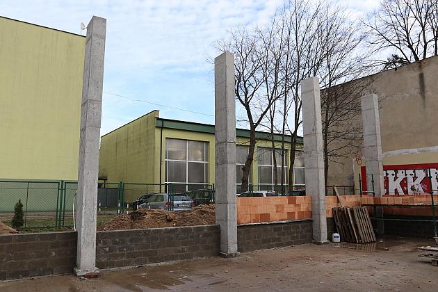 Przy SP1 powstaje nowoczesna hala sportowa