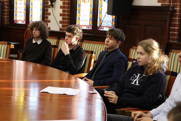 Młodzieżowi radni obradowali na VII sesji