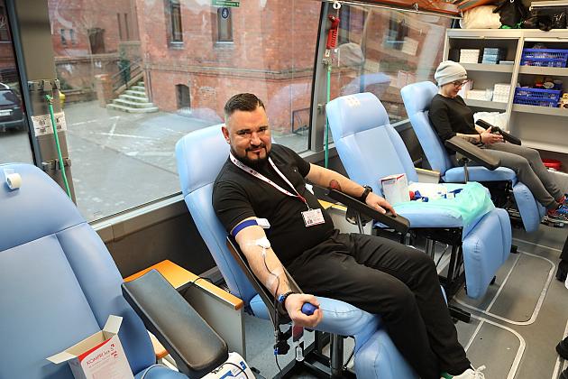 Ponad dziesięć litrów krwi oddali mieszkańcy przy Urzędzie Miejskim