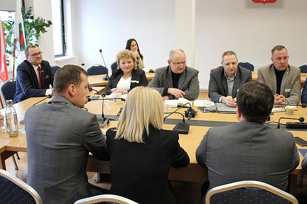 W Urzędzie Gminy Nowa Wieś Lęborska burmistrz i radni rozmawiali o zmianie granic Lęborka