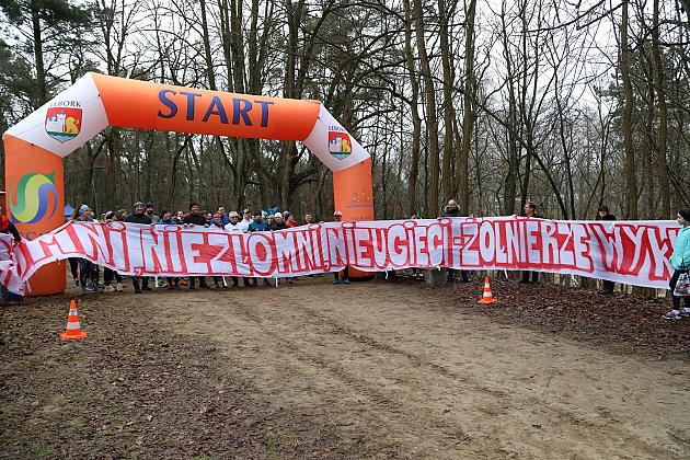 Patriotyczne bieganie w Parku Chrobrego z okazji Narodowego Dnia Pamięci Żołnierzy Wyklętych