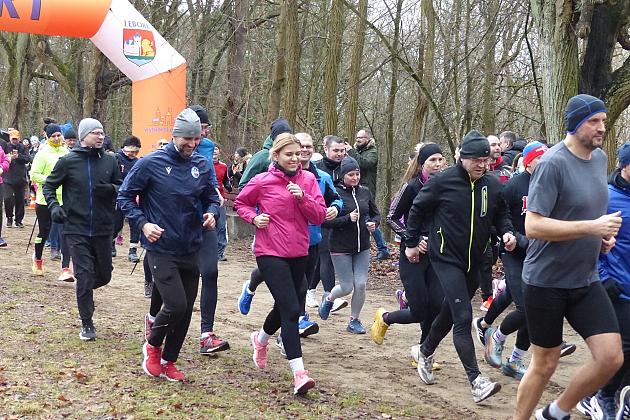 Patriotyczne bieganie w Parku Chrobrego z okazji Narodowego Dnia Pamięci Żołnierzy Wyklętych