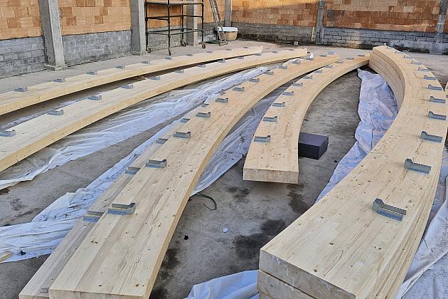 Budowana hala sportowa przy SP1 zyska zadaszenie