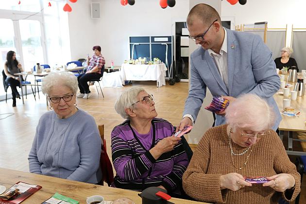 Z najlepszymi życzeniami z okazji Dnia Kobiet