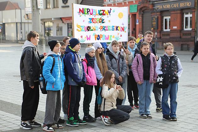 Wyruszyli z Lęborka do Czarnówka w poszukiwaniu oznak wiosny