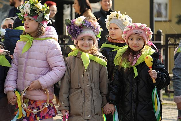 Wiosenny konkurs marzann nad rzeką Łebą