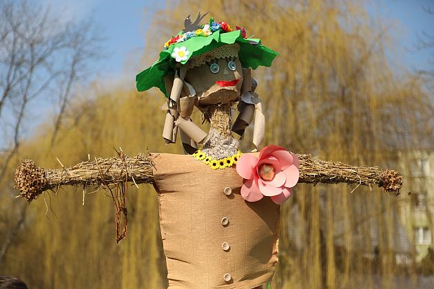 Wiosenny konkurs marzann nad rzeką Łebą