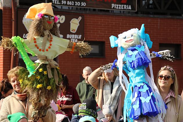 Wiosenny konkurs marzann nad rzeką Łebą