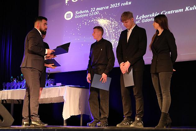 Najlepsi sportowcy nagrodzeni na uroczystej gali