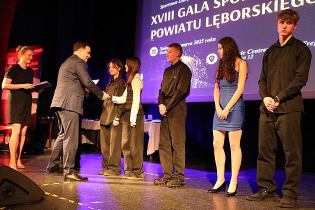 Najlepsi sportowcy nagrodzeni na uroczystej gali