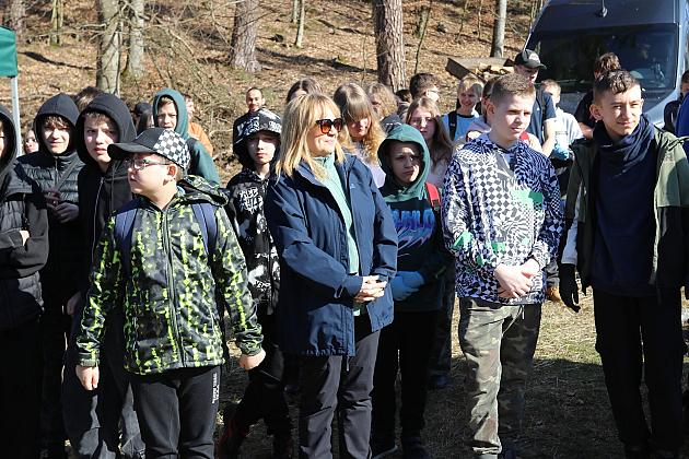 Wielka akcja wspólnego sadzenia lasu w Nadleśnictwie Lębork