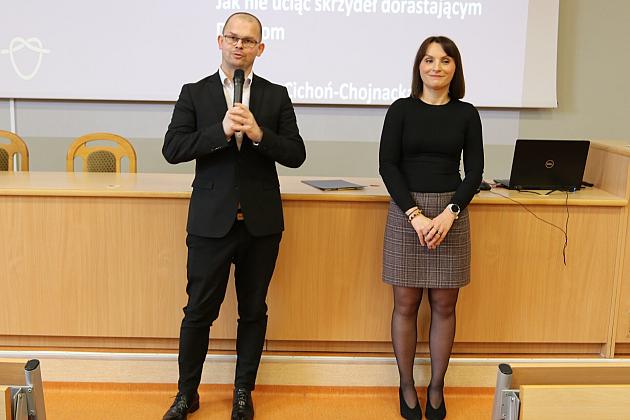 Dzieci i młodzież potrzebują poczucia bezpieczeństwa, aby móc rozwijać się