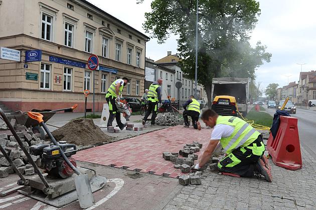 Krawężniki zostały obniżone na ulicy Zwycięstwa oraz ulicach Wybickiego i Sieroszewskiego