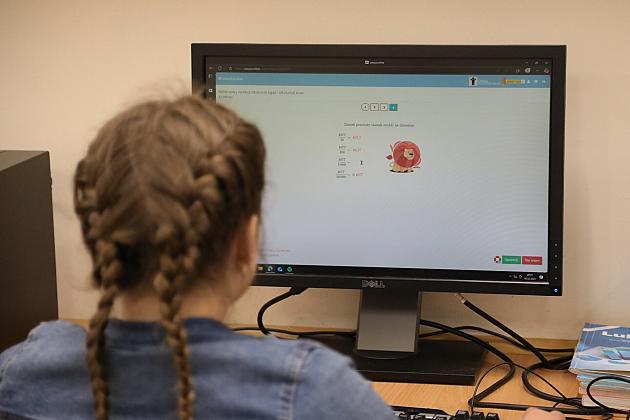 W lęborskich szkołach naukę matematyki wspomaga sztuczna inteligencja