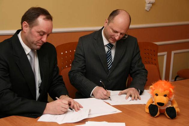 Umowa na 4 mln zł dofinansowania na kanalizację deszczową i podczyszczanie wód deszczowych