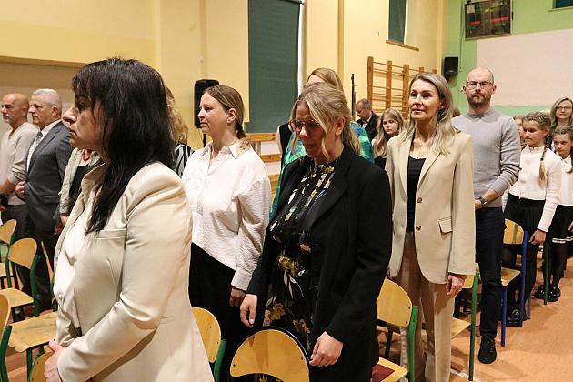 „Jedynka” świętuje 80 lat! Uroczysta gala z okazji jubileuszu najstarszej szkoły podstawowej w Lęborku