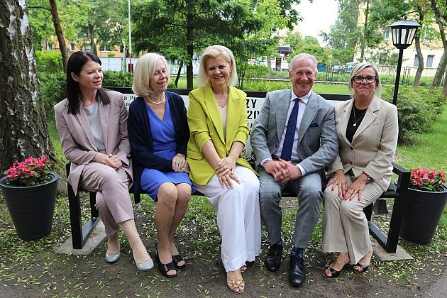 „Jedynka” świętuje 80 lat! Uroczysta gala z okazji jubileuszu najstarszej szkoły podstawowej w Lęborku