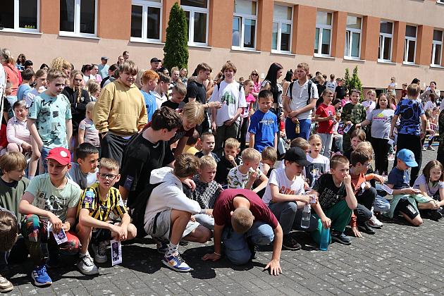 Rodzinna zabawa w „Siódemce” - radość, śmiech i integracja
