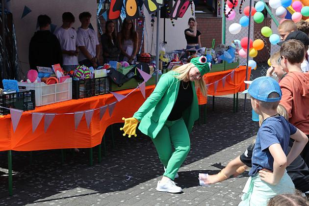 Rodzinna zabawa w „Siódemce” - radość, śmiech i integracja