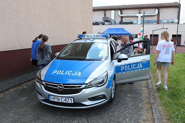 Rodzinna zabawa w „Siódemce” - radość, śmiech i integracja