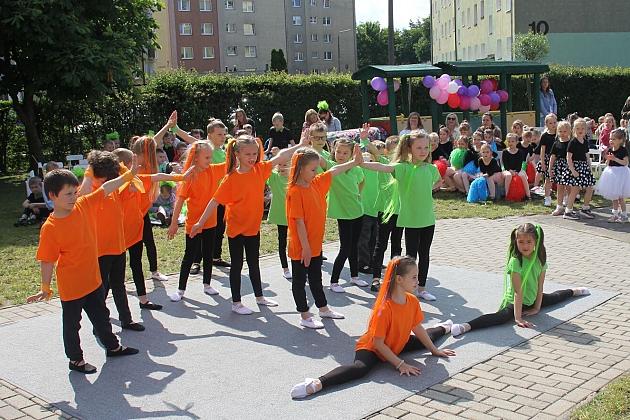 Taniec, uśmiech i radość – taki był III. Festiwal Tańca w Przedszkolu nr 9