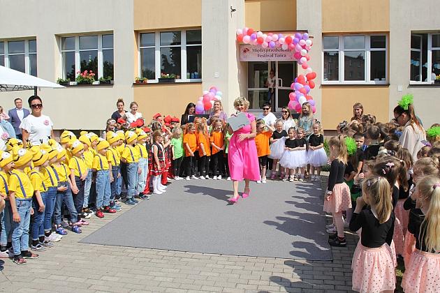 Taniec, uśmiech i radość – taki był III. Festiwal Tańca w Przedszkolu nr 9