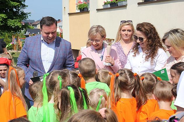 Taniec, uśmiech i radość – taki był III. Festiwal Tańca w Przedszkolu nr 9