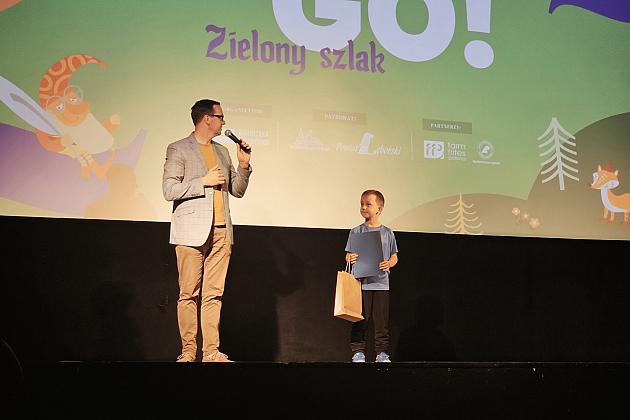 Nagrodzeni najlepsi czytelnicy wśród najmłodszych uczniów