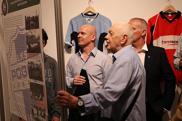 Historia Pogoni Lębork na otwartej w Wieży Ciśnień wystawie z okazji 80-lecia klubu