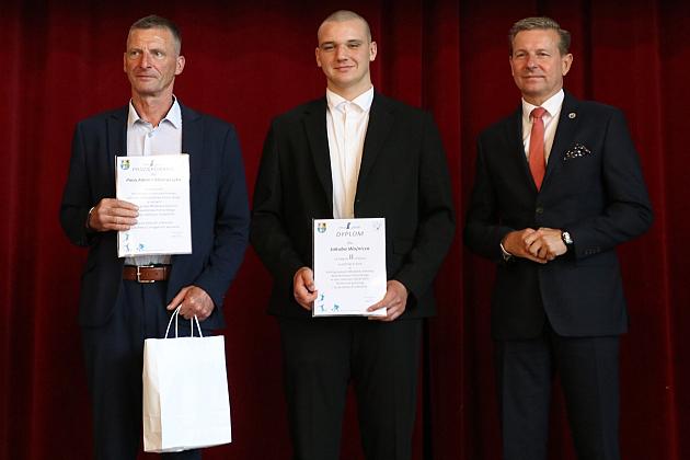 Najlepsi sportowcy wśród uczniów nagrodzeni na XXV Gali Sportu Szkolnego