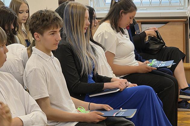 Uroczyste zakończenie roku szkolnego klas VIII w SP7