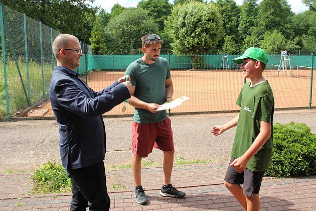 Aktywne lato na kortach. Rozstrzygnięto Wakacyjny Turniej Tenisa Ziemnego